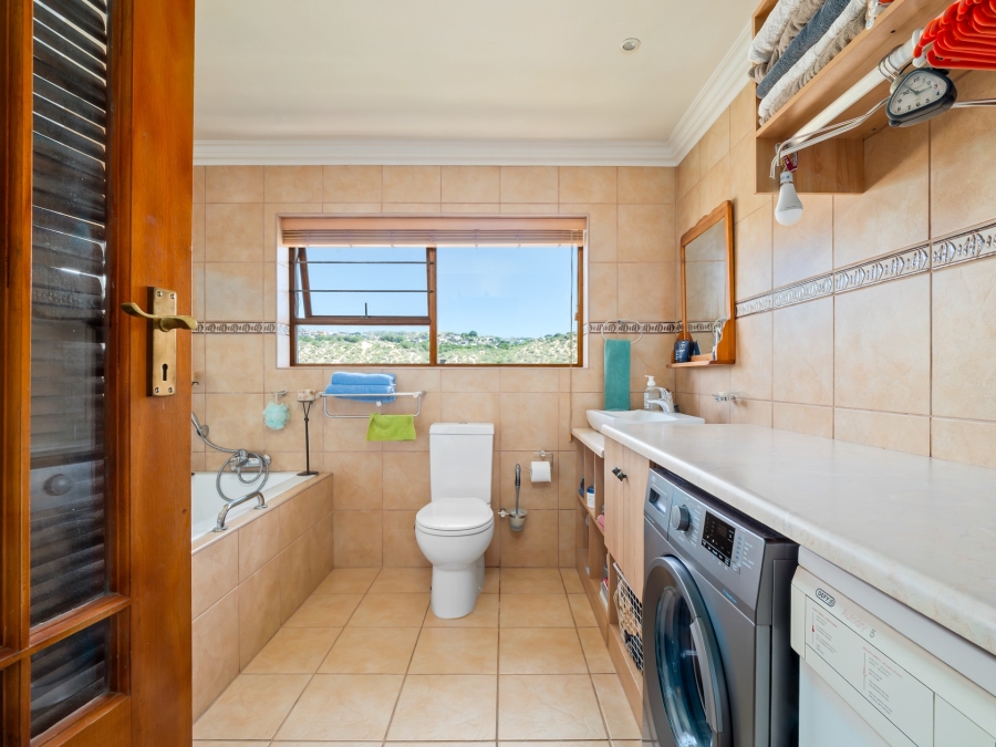 4 Bedroom Property for Sale in Groenvallei Western Cape